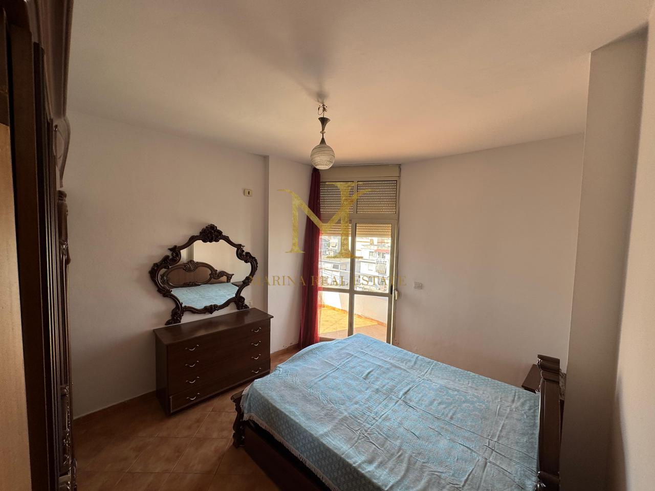 ? VENDESI APPARTAMENTO 2+1 A DURRËS – POSIZIONE FANTASTICA!