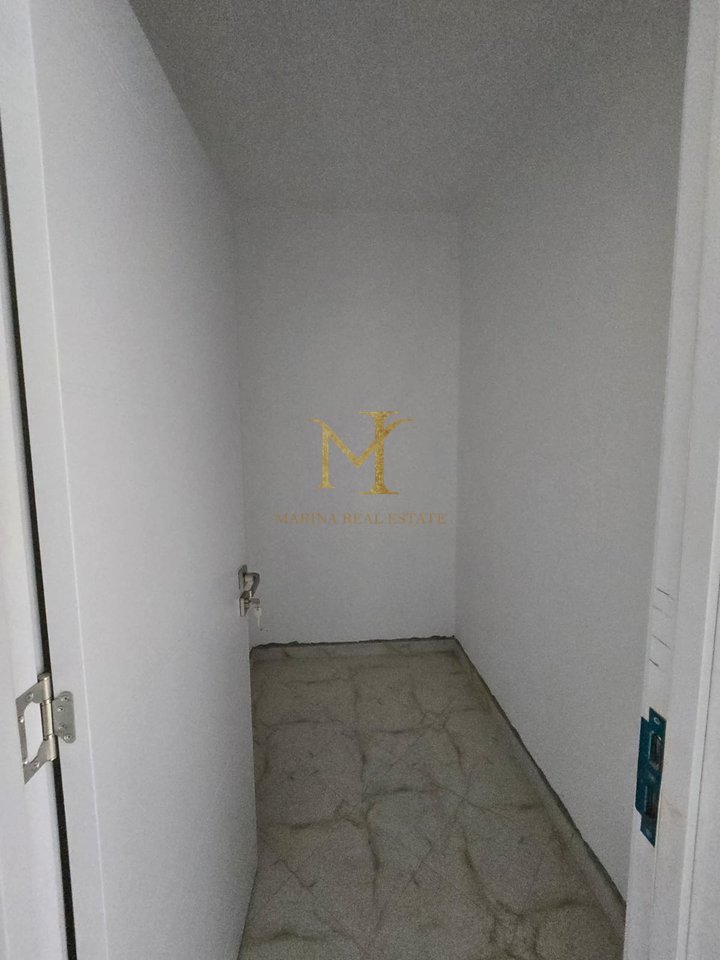 FOR SALE 1+1 APARTMENT WITH SIDE SEA VIEW ON THE 27TH FLOOR!!