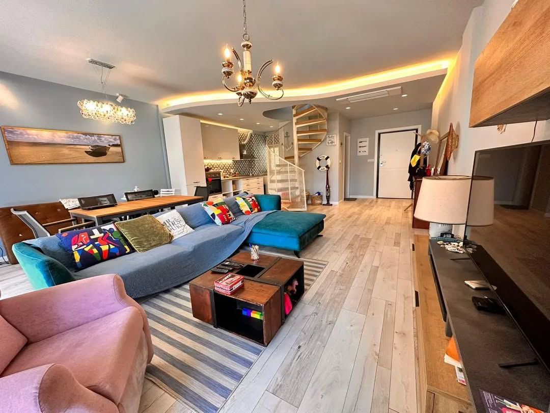 OFROJME PER SHITJE DUPLEX LUXURY TE TIPOLOGJISE 3+1+2, NE GOLEM!!