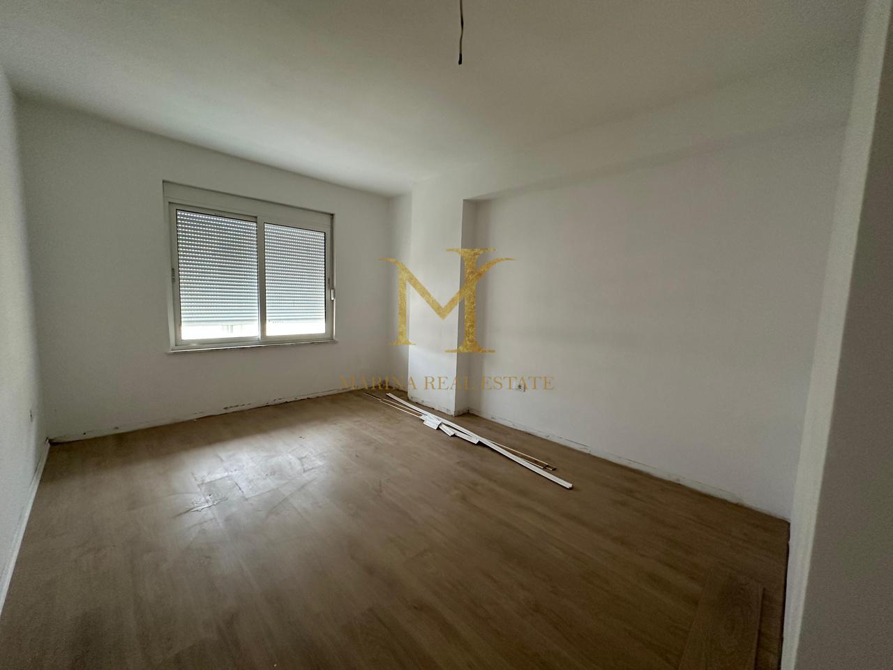 Shitet apartament 2+1 ne Plazh Iliria!!
