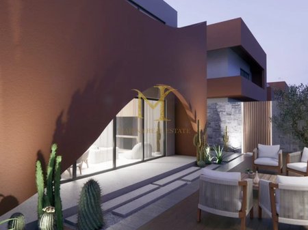 VILLA INDIPENDENTE IN VENDITA NEL GOLFO DI LALEZ.