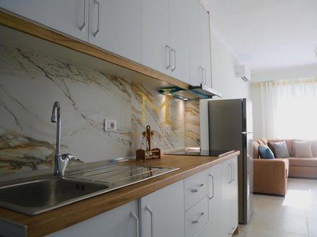 Super Appartamento 1+1 in Affitto a Golem, Durazzo