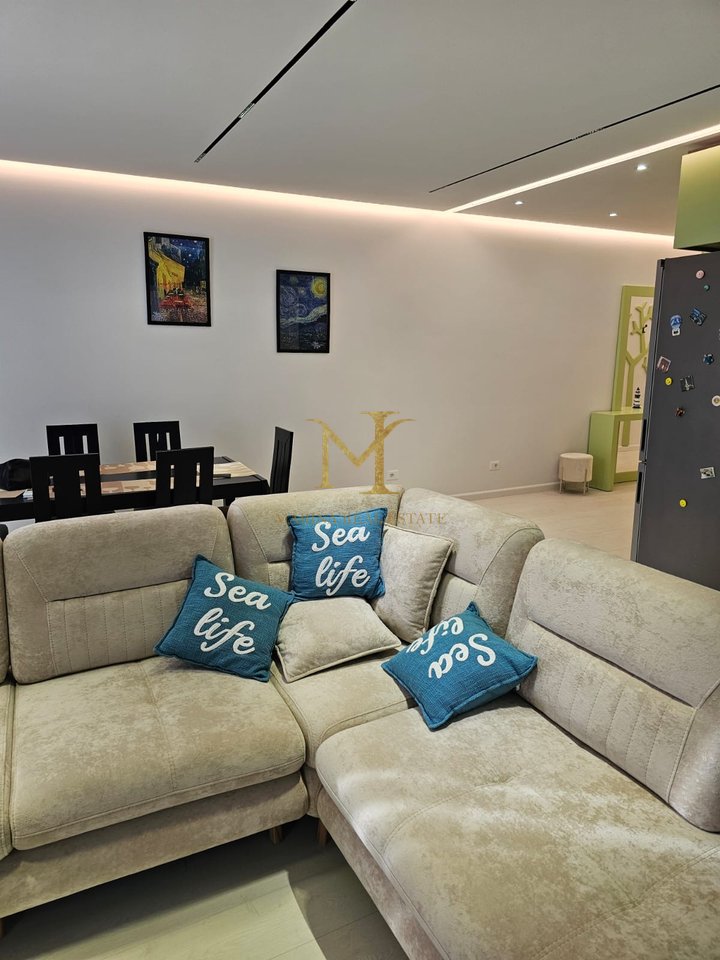 Apartament modern 2+1 në zonën Stacioni i Trenit, Durrës