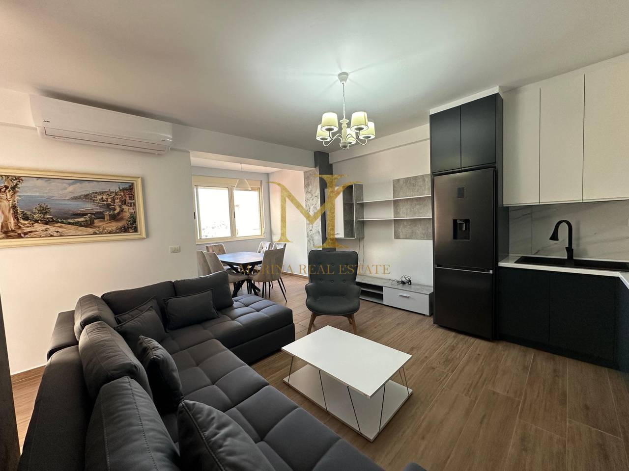APARTAMENT 2+1 PER QERA PRANE SHKOLLES BAJRAM CURRI NE PLAZH , DURRES !