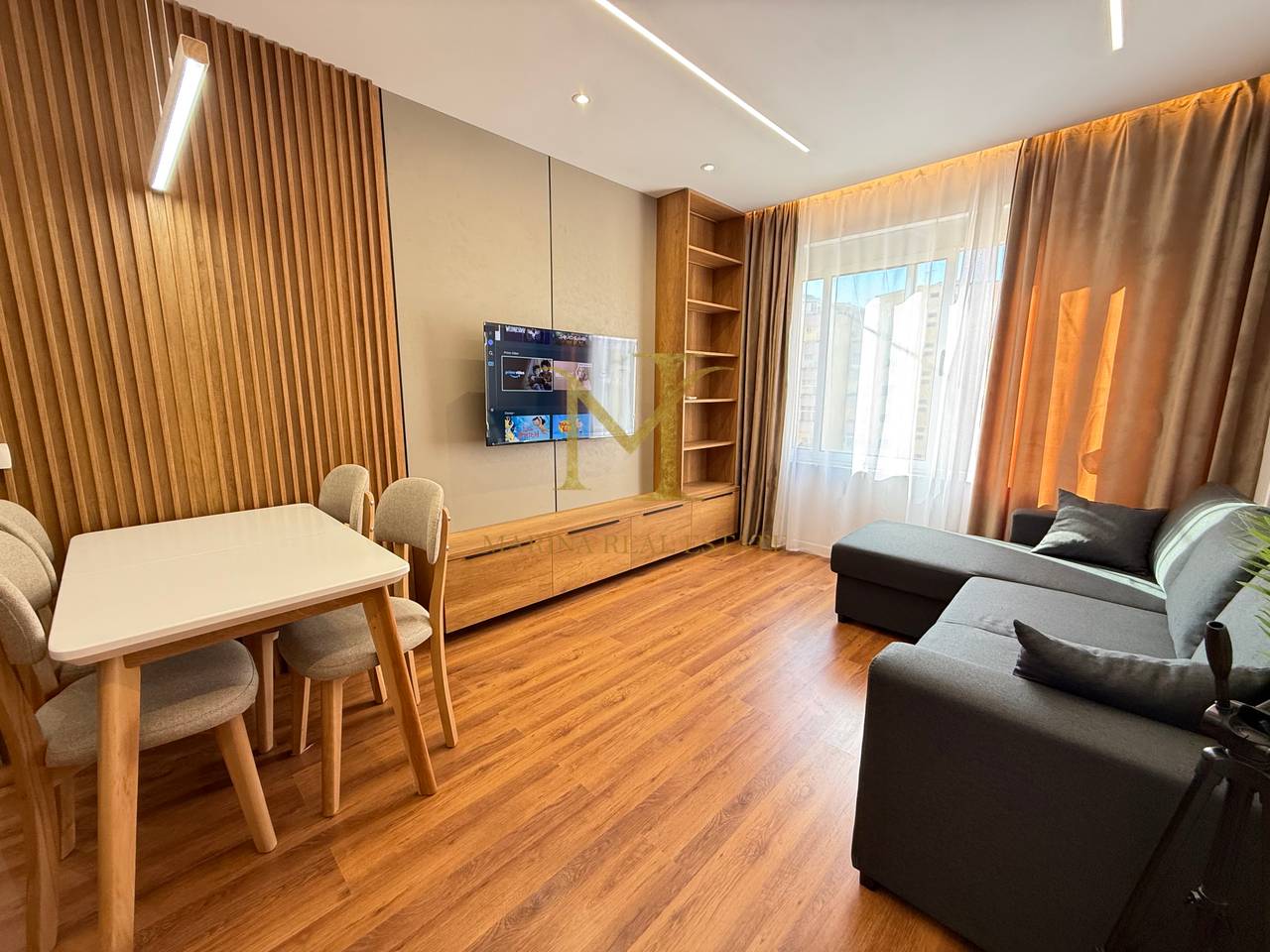 SHITET APARTAMENT 1+1 I INVESTUAR NE DETAJE , PLAZH ILIRIA !!