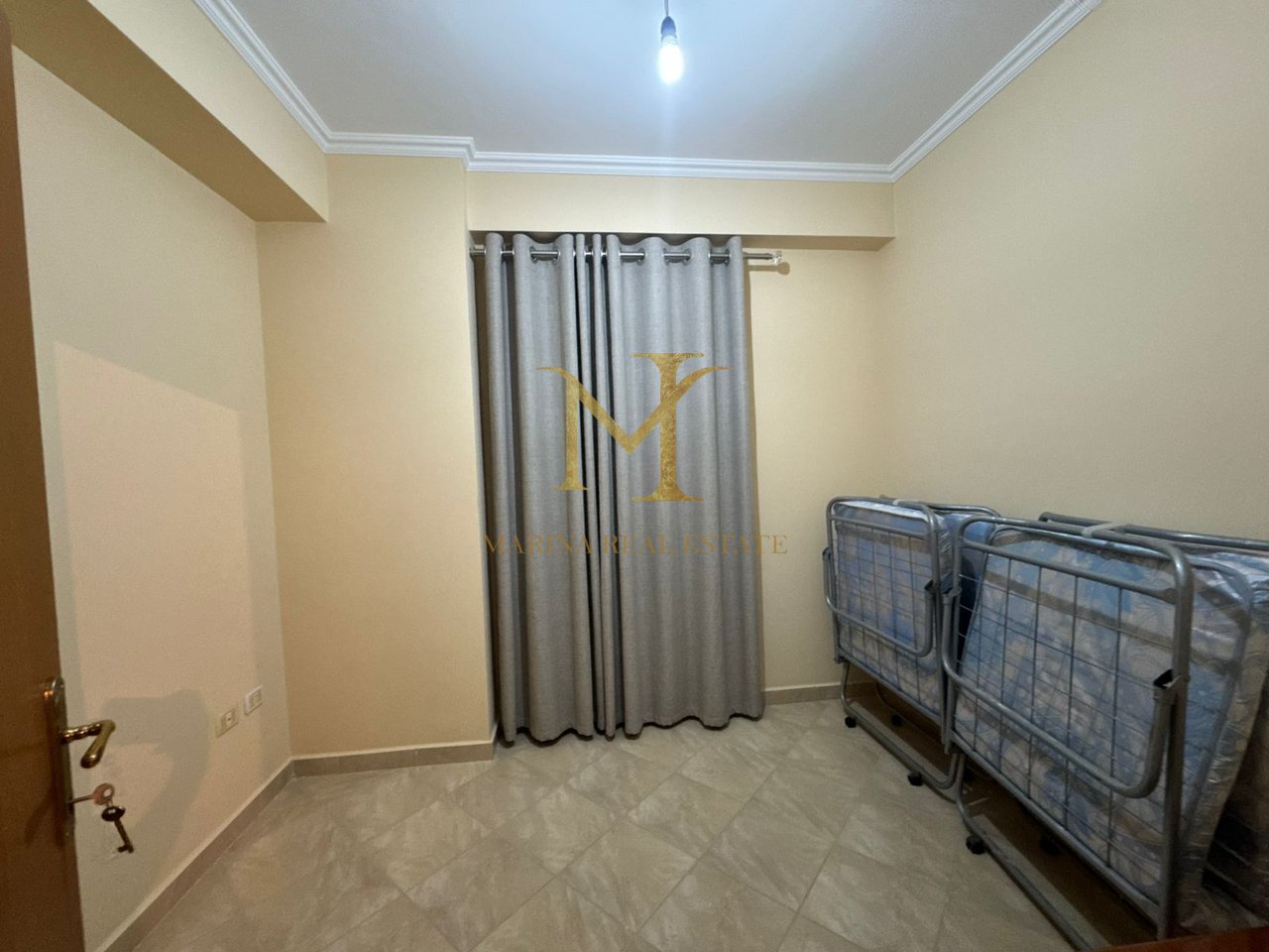 APARTAMENT 2+1 PER QERA  NE PLAZH , DURRES !