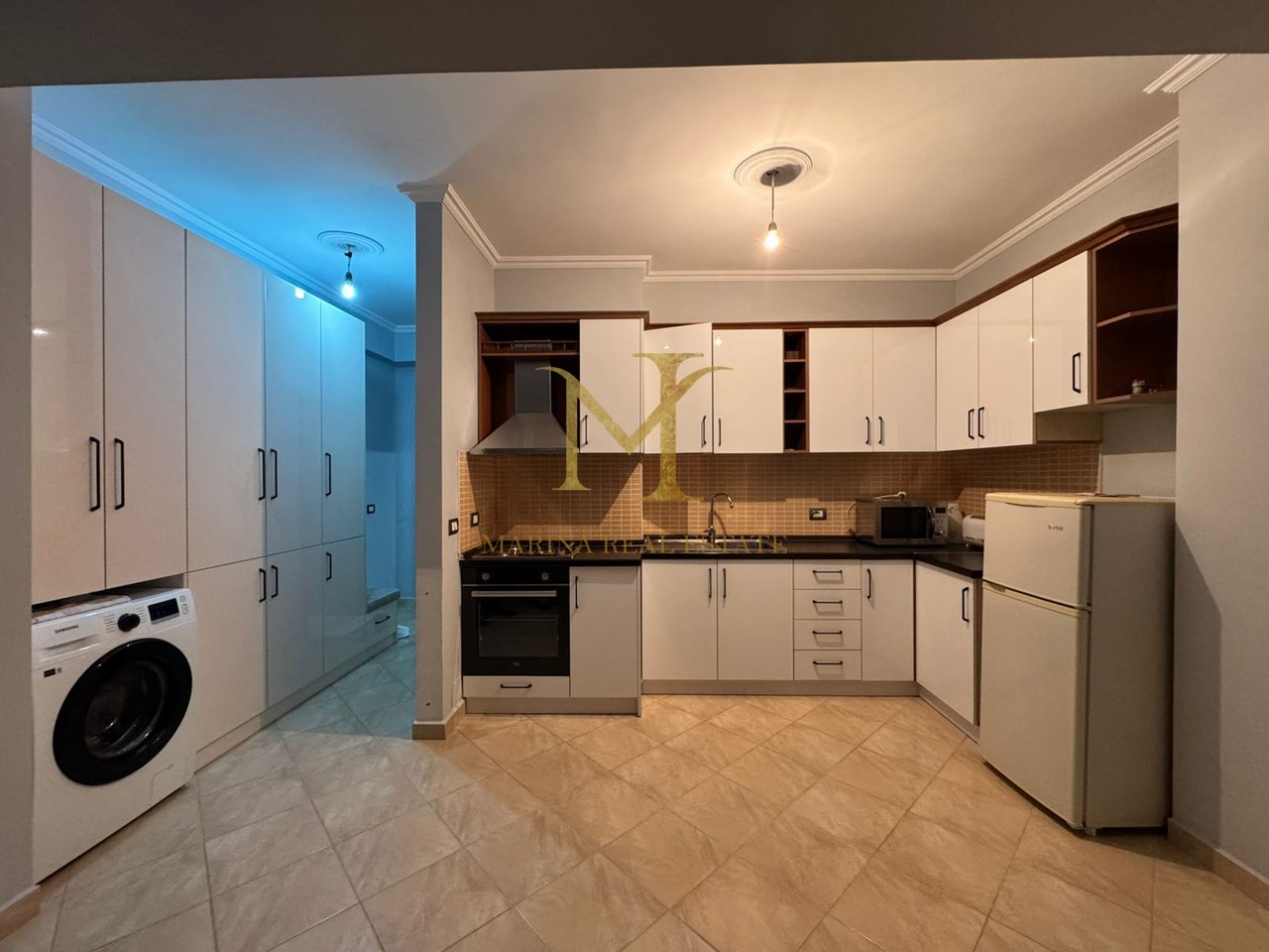 APARTAMENT 2+1 PER QERA  NE PLAZH , DURRES !
