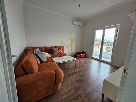 SHITET APARTAMENT 2+1 TE SPITALI DURRES!!