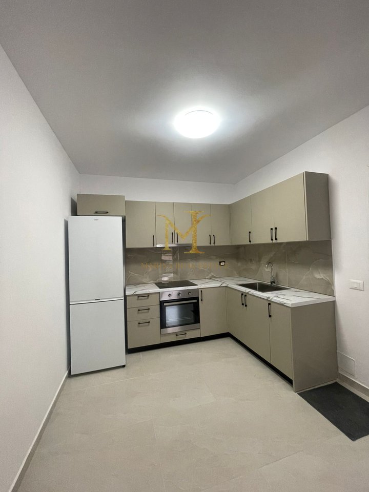 1+1 apartment for rent – ​​Rrota e Kuqe, Plazh, Durres