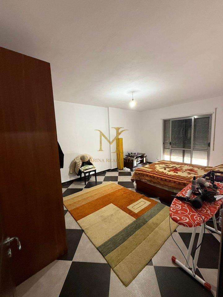 VENDESI IN VENDITA APPARTAMENTO 2+1+ VERANDA, SUPERFICIE 149 M2, PRESSO IL COMPLESSO EKA SULLA SPIAGGIA DI DURAZZO!
