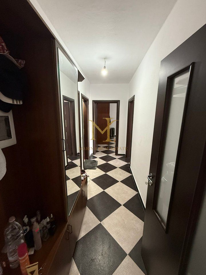 VENDESI IN VENDITA APPARTAMENTO 2+1+ VERANDA, SUPERFICIE 149 M2, PRESSO IL COMPLESSO EKA SULLA SPIAGGIA DI DURAZZO!