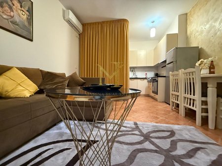APARTMENT FOR RENT IN THE CENTER OF DURRES!!