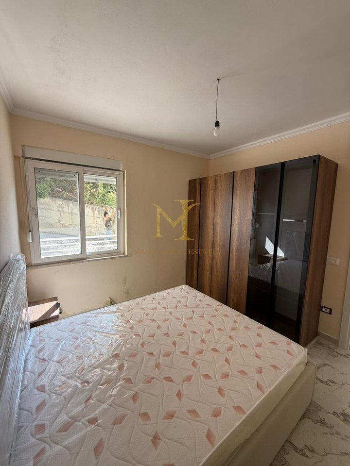 OFROHET PER SHITJE APARTAMENT 1+1 , NE SHKEMBIN E KAVAJES !