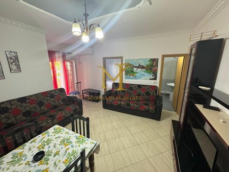 APARTAMENT 1+1ME QERA RROTA E KUQE!!