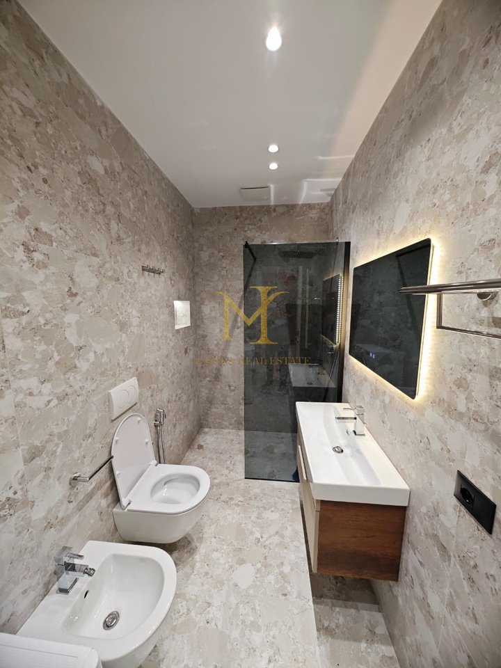 Jepet me qira apartament luksoz 1+1 në zonën Bashkia, Durrës