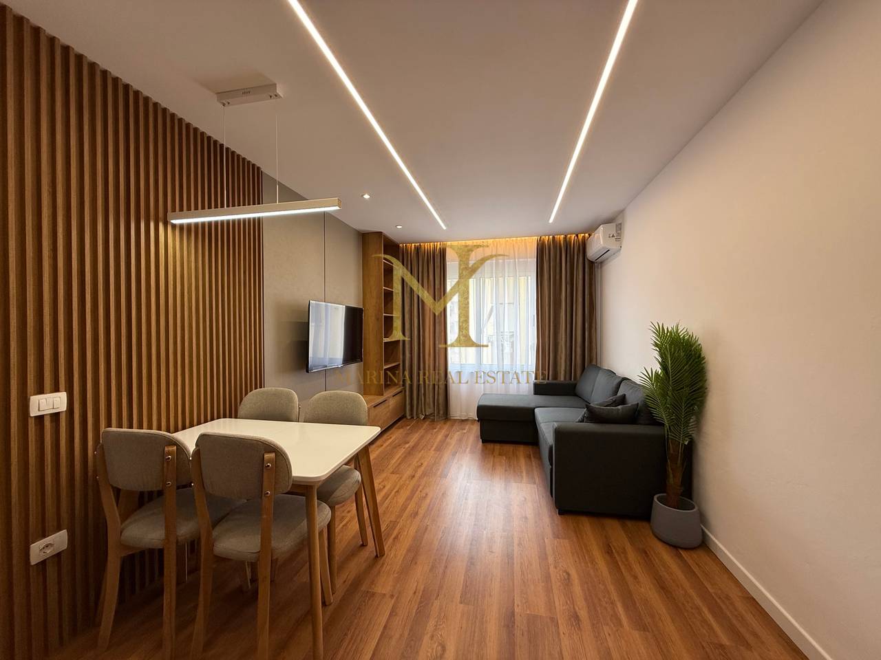 SHITET APARTAMENT 1+1 I INVESTUAR NE DETAJE , PLAZH ILIRIA !!
