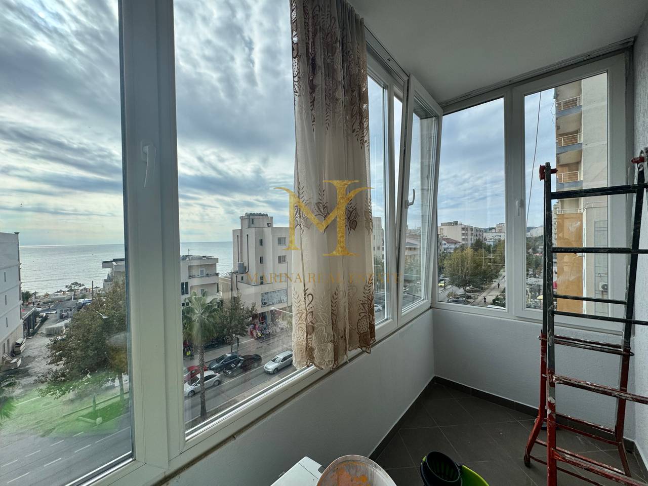 Shitet Apartament 3+1+2, Durres, zona Rrota e Kuqe – Pamje nga Deti