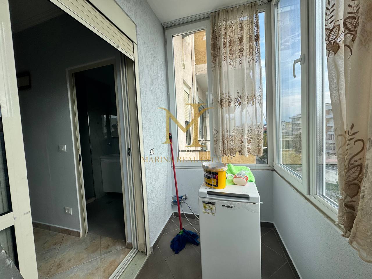 Shitet Apartament 3+1+2, Durres, zona Rrota e Kuqe – Pamje nga Deti
