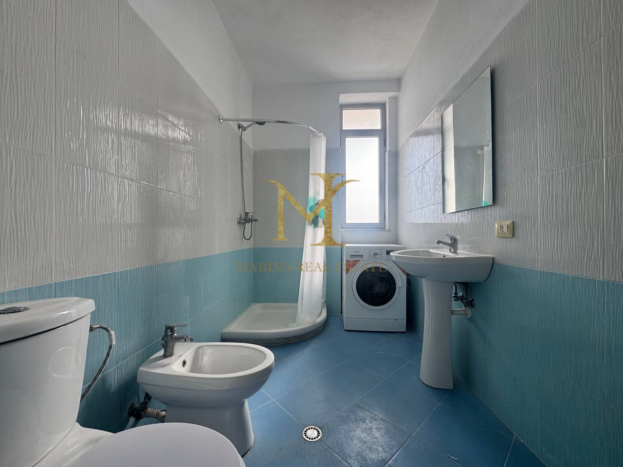 Qera apartament 2+1, Plazh Durres prane Shkolla