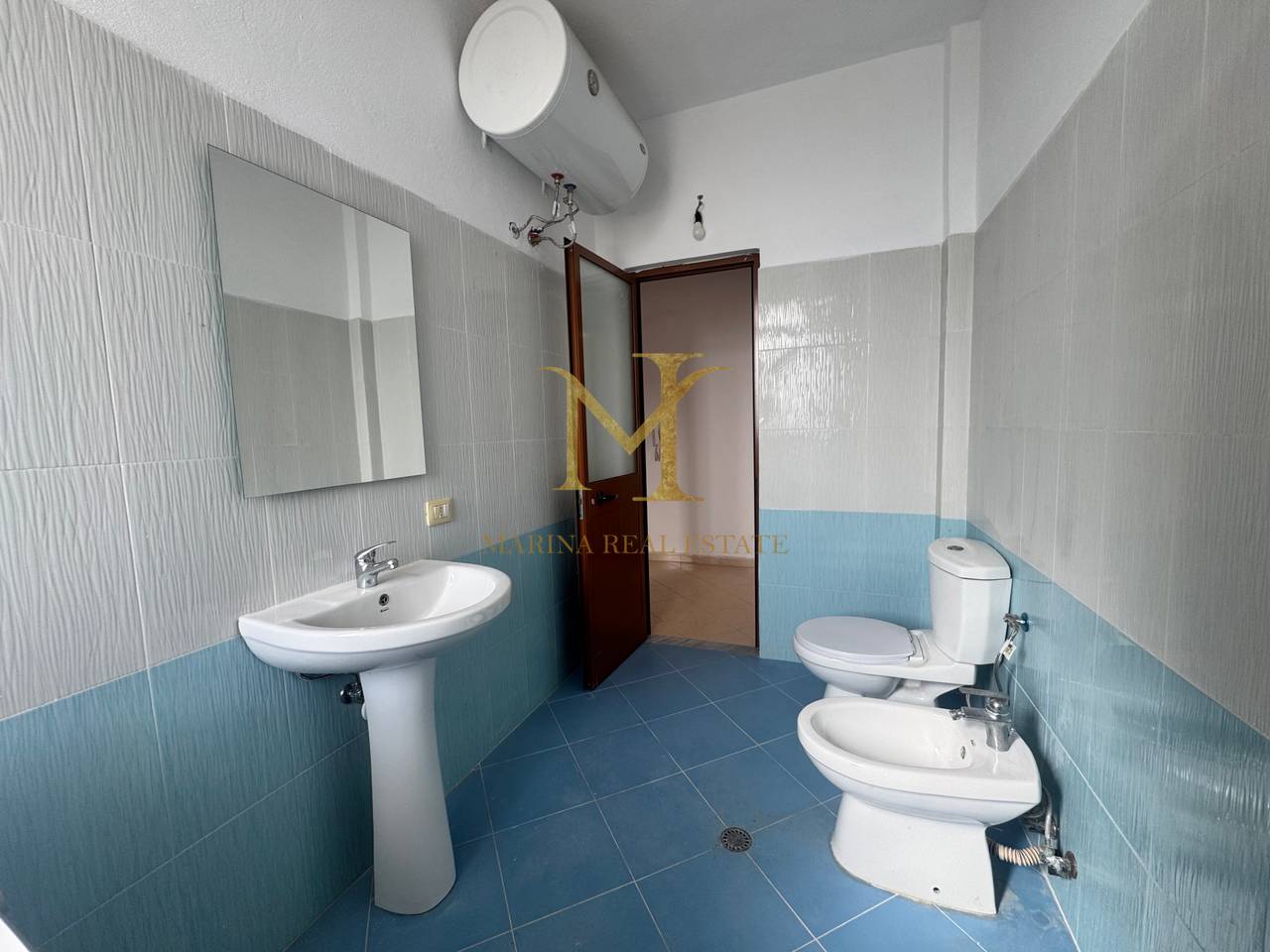 Qera apartament 2+1, Plazh Durres prane Shkolla