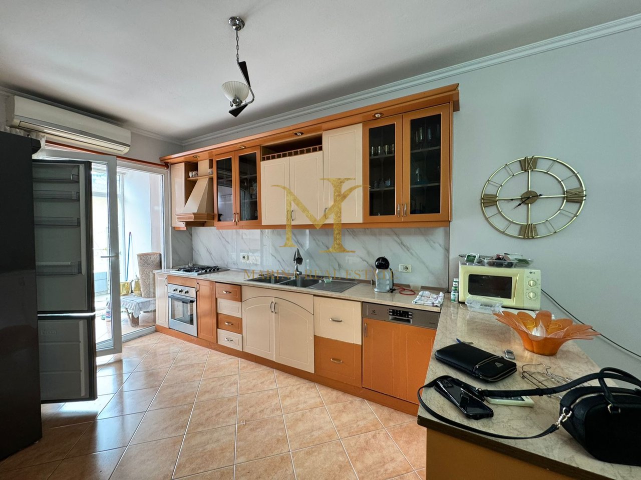Jepet me qira apartament 2+1+2 në Durrës