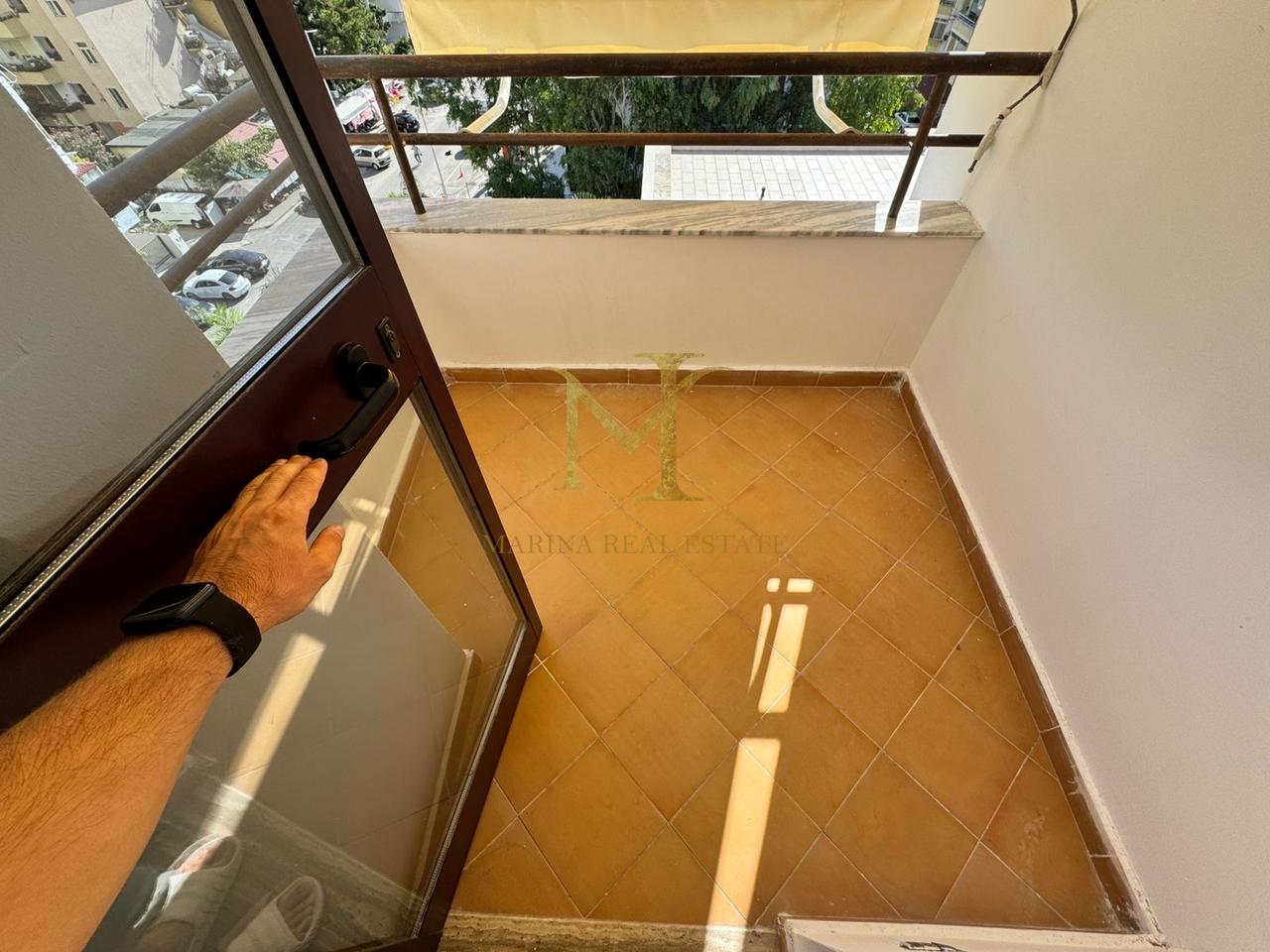 Apartament 1+1 per shitje ne Plazh iliria !!