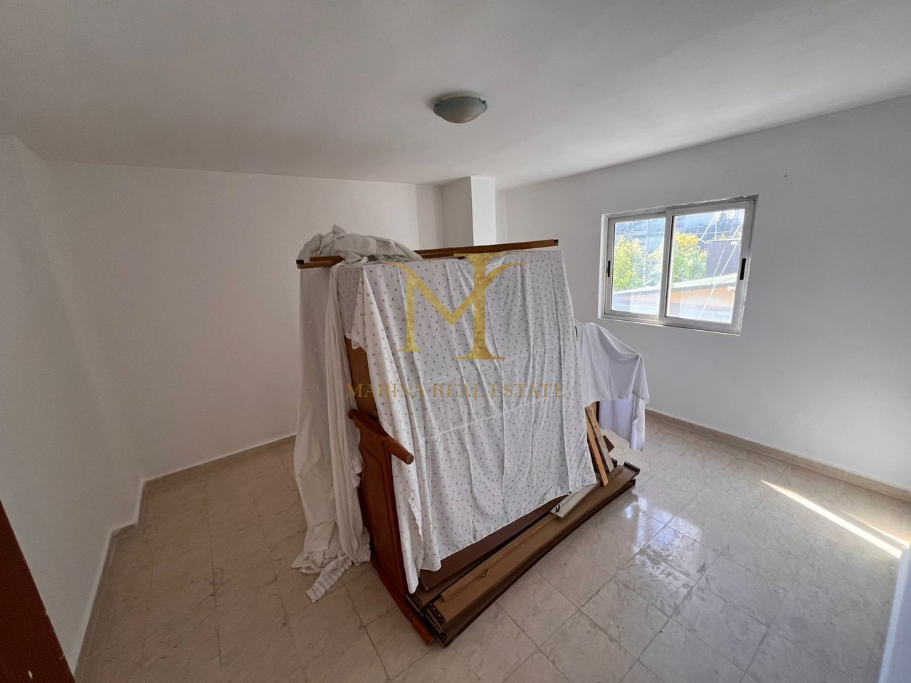 SHITET APARTAMENT 1+1 NE PLAZH HEKURUDHA!!