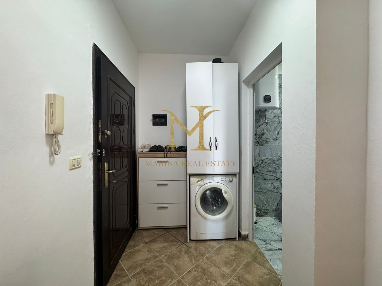 JEPET ME QIRA APARTAMENT 1+1 NË PLAZH – ILIRIA, DURRËS