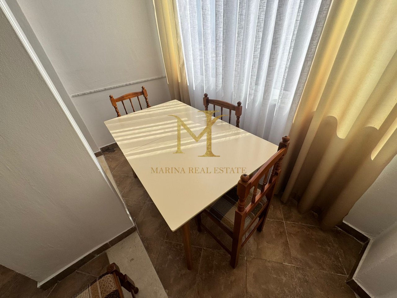 JEPET ME QIRA APARTAMENT 1+1 NË PLAZH – ILIRIA, DURRËS