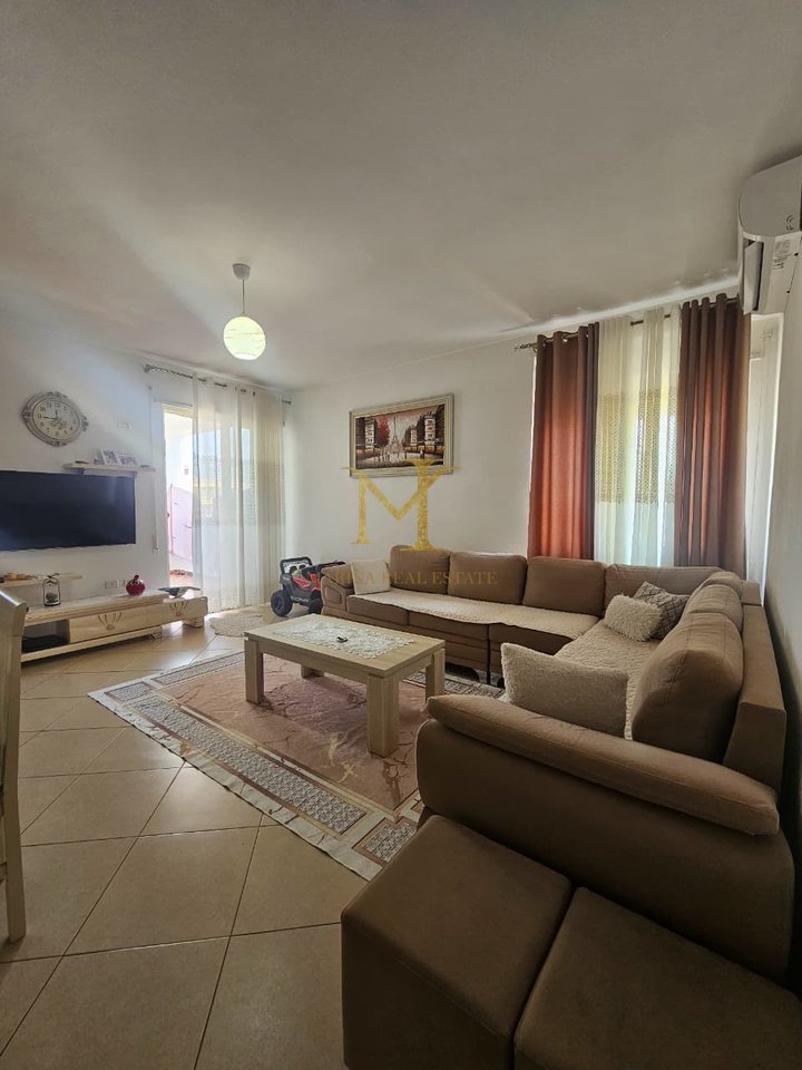 JEPET ME QIRA APARTAMENT NË PLAZH – RROTA E KUQE, DURRËS
