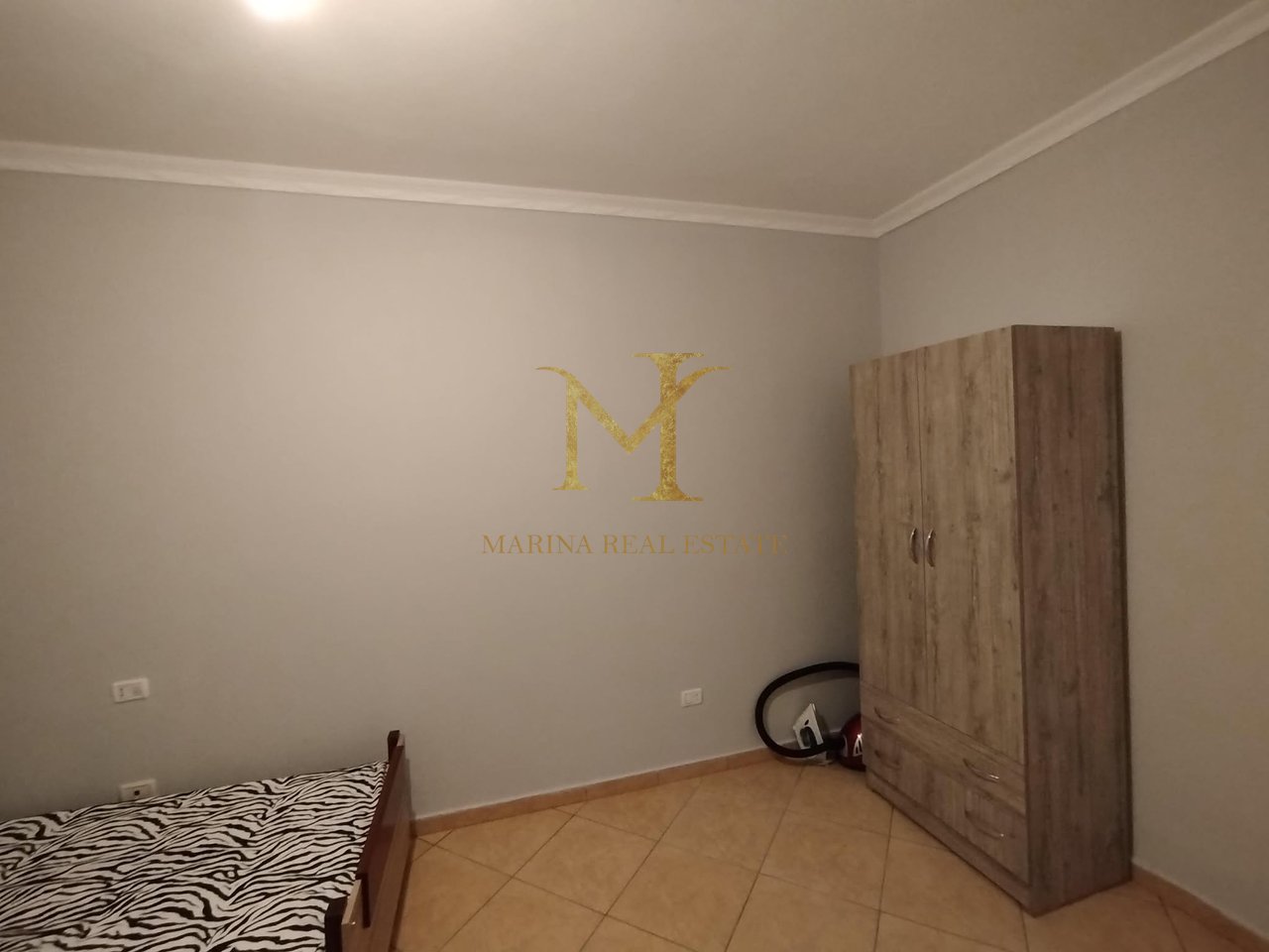 Apartament 2+1 per qera afatgjate , prane Shkolles Bajram Curri !!