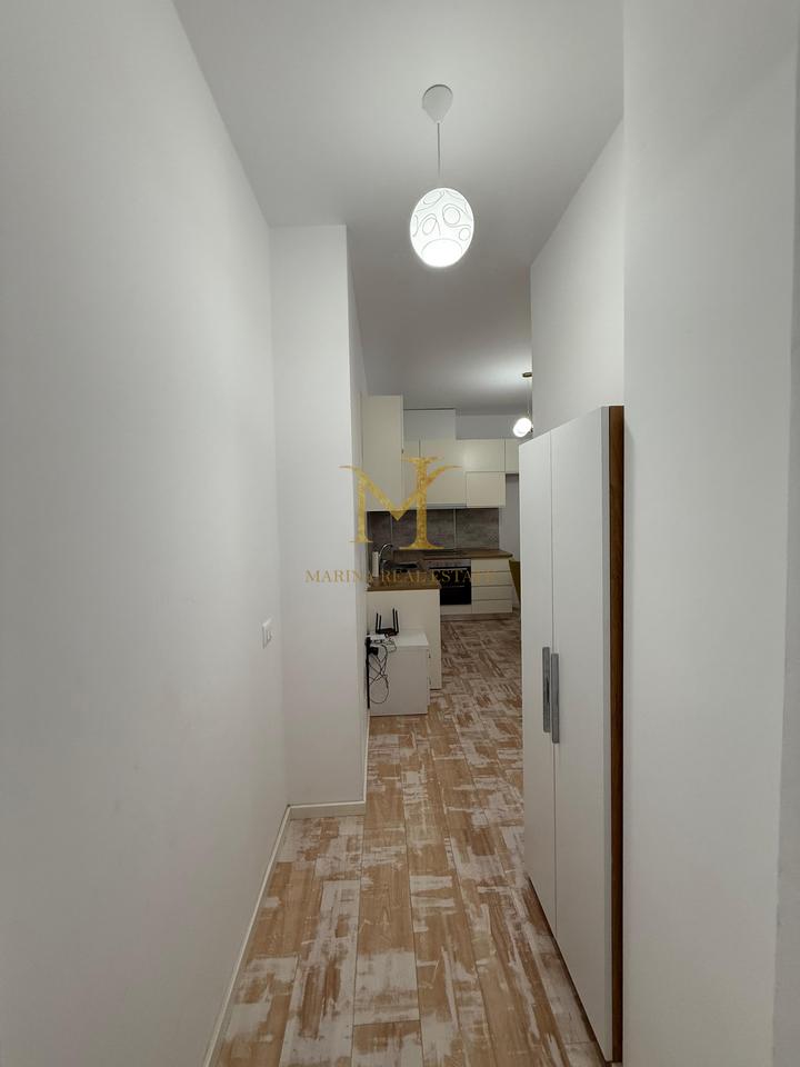 Apartament 2+1 per Qera ne Plazh , Stacioni i Pare !!