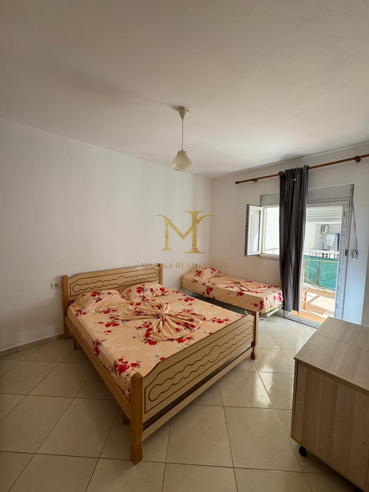 APARTAMENT 1+1 ME QERA PLAZH DERI ME DT 1 QERSHOR