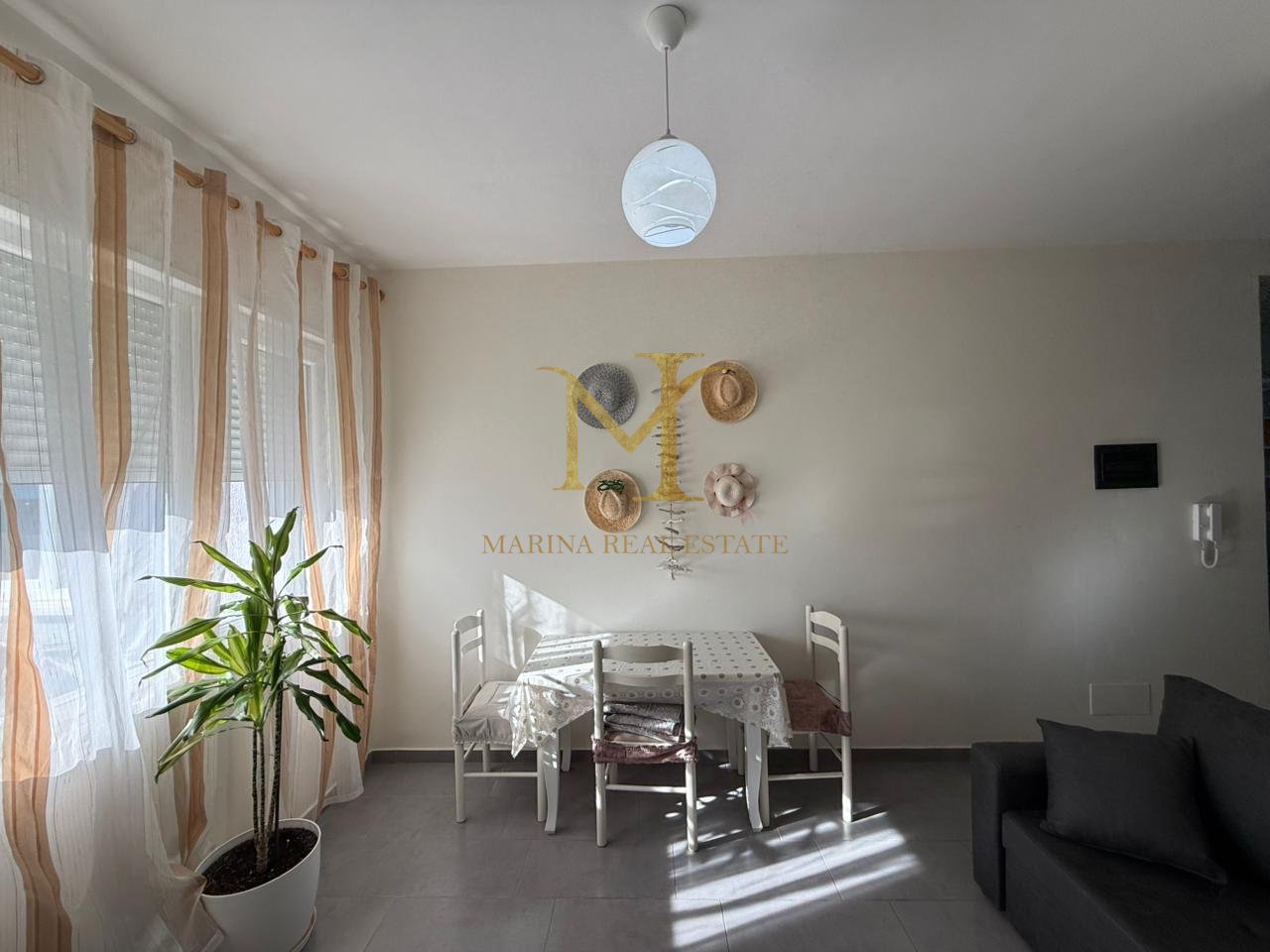 OFROHET APARTAMENT 1+1 ME QIRA NE PLAZH ILIRIA, DURRES!