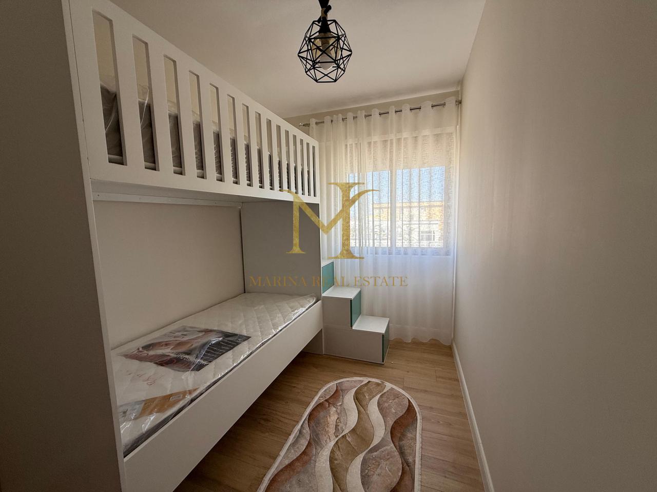 Shitet  Apartament 2+1 i investuar, plazh Hekurudha !