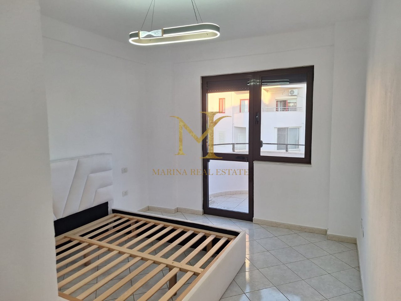 APPARTAMENTO 2+1+2 VICINO ALLA SPIAGGIA DI DURAZZO, IN VENDITA!