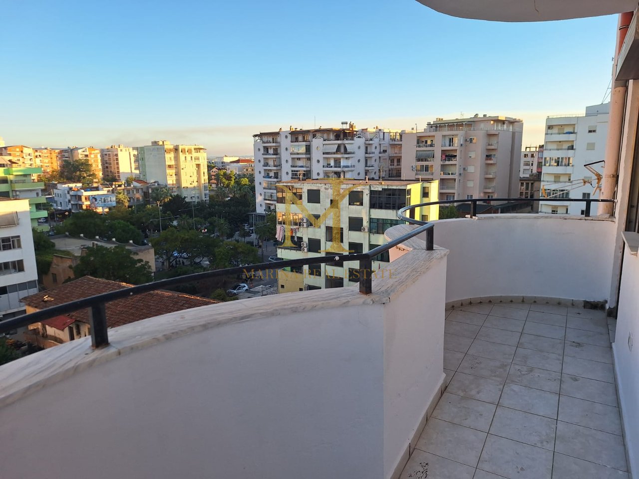 APPARTAMENTO 2+1+2 VICINO ALLA SPIAGGIA DI DURAZZO, IN VENDITA!