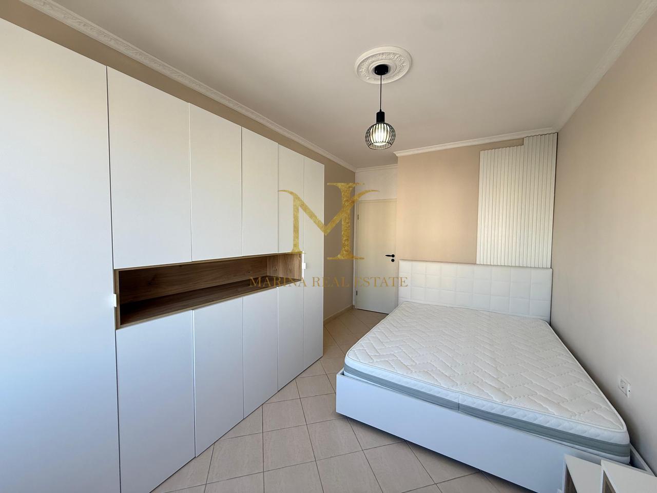 JEPET APARTAMENT 2+1 ME QERA , PLAZH HEKURUDHA !