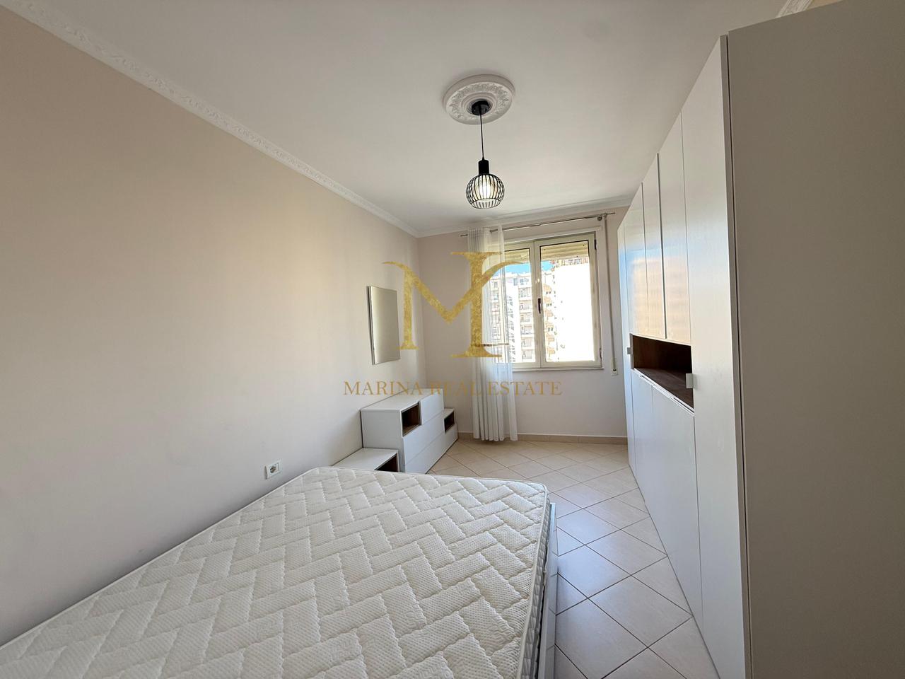 JEPET APARTAMENT 2+1 ME QERA , PLAZH HEKURUDHA !