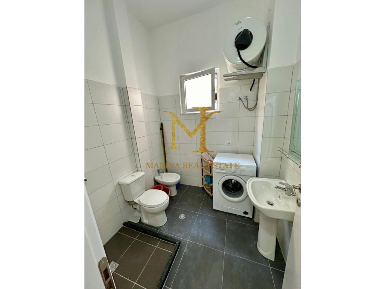 SI AFFITTA APPARTAMENTO 2+1, SPIAGGIA ILIRIA!