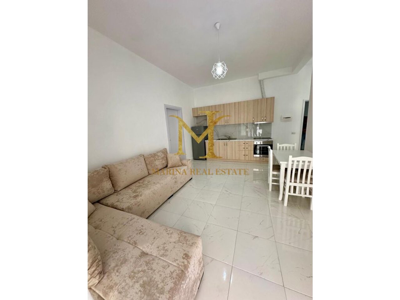 SI AFFITTA APPARTAMENTO 2+1, SPIAGGIA ILIRIA!