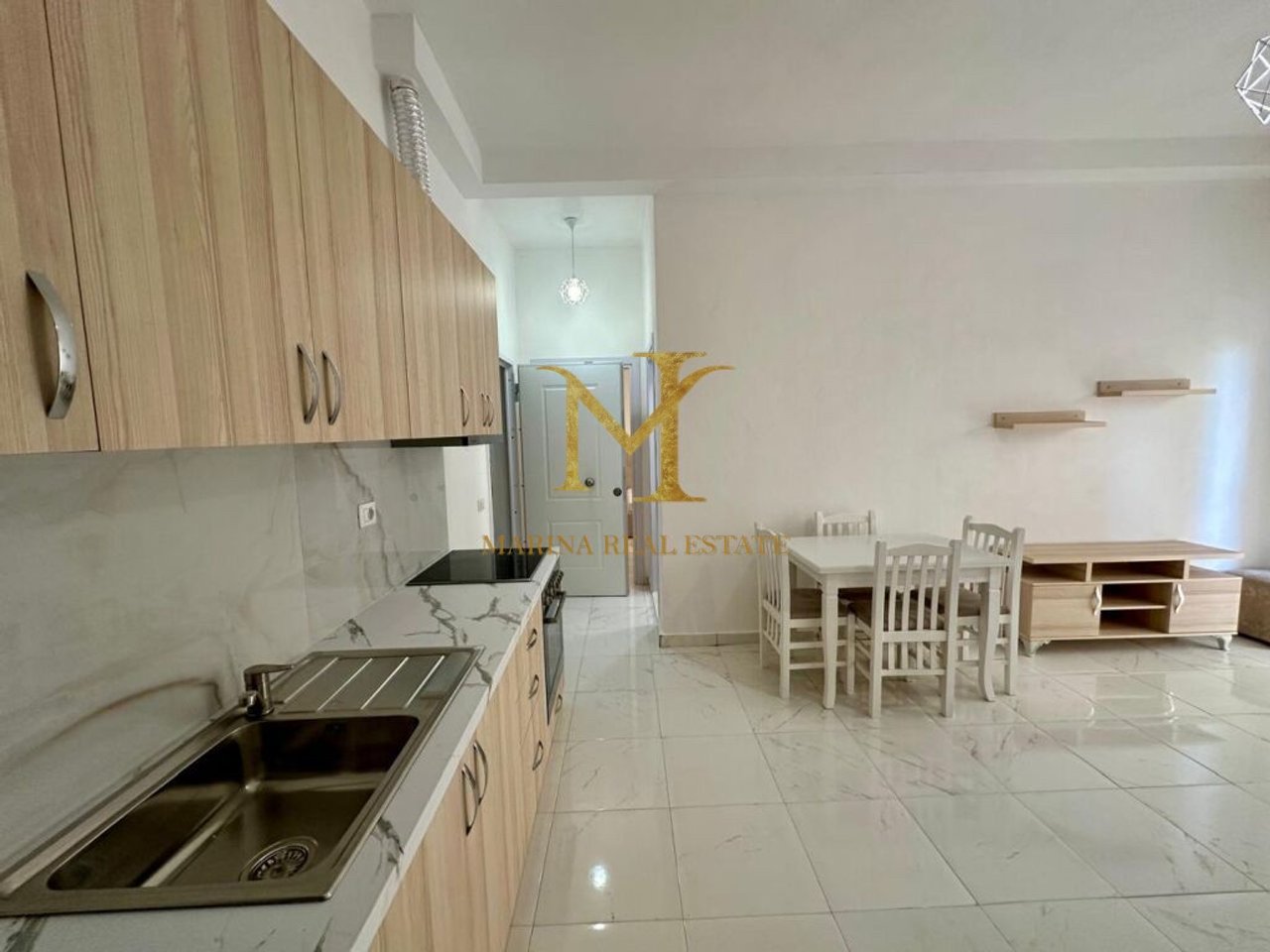 SI AFFITTA APPARTAMENTO 2+1, SPIAGGIA ILIRIA!