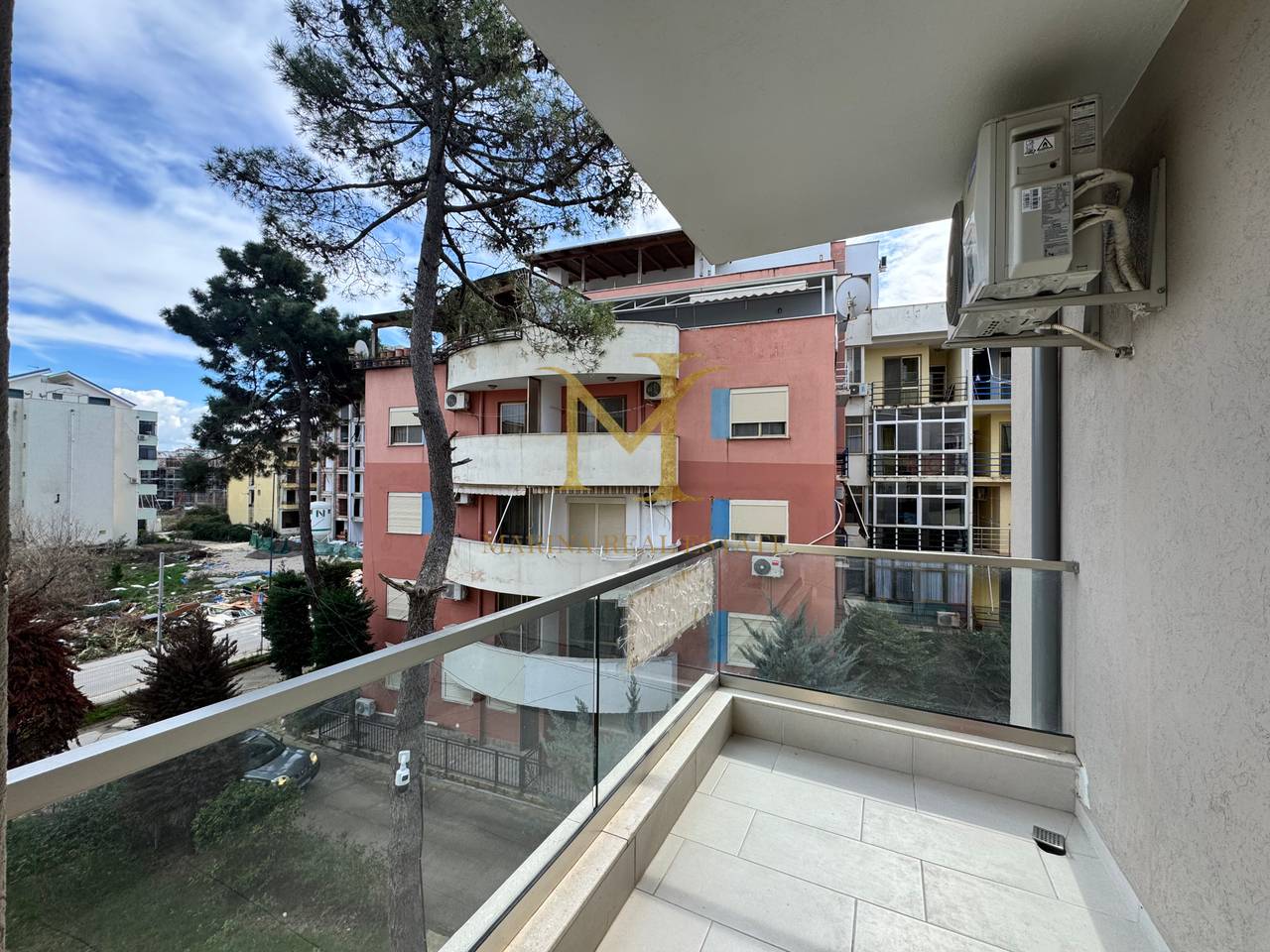 Qera Super Apartament 1+1 ne Golem, Durres