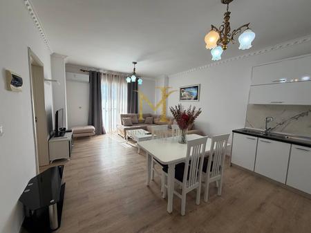 JEPET ME QERA APARTAMENT 1+1 NE PLAZH HEKURUDHA , DURRES !!