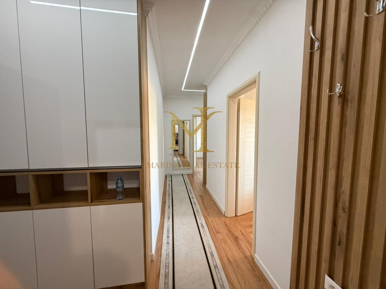 Shitet Apartament 2+1 në zonën e Plazhit, Durrës,  Rrota E kuqe!!