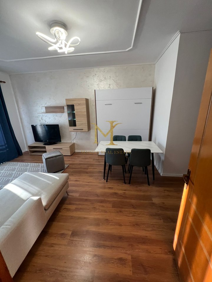 SHESIM APARTAMENT 1+1 NE PLAZH HEKURUDHA ,100 METRA LARG DETIT !