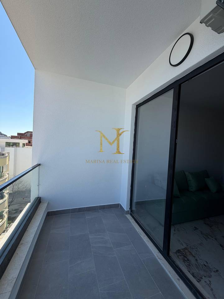 VENDESI APPARTAMENTO 1+1 NELLA RESIDENZA LIBURNA, GOLEM!