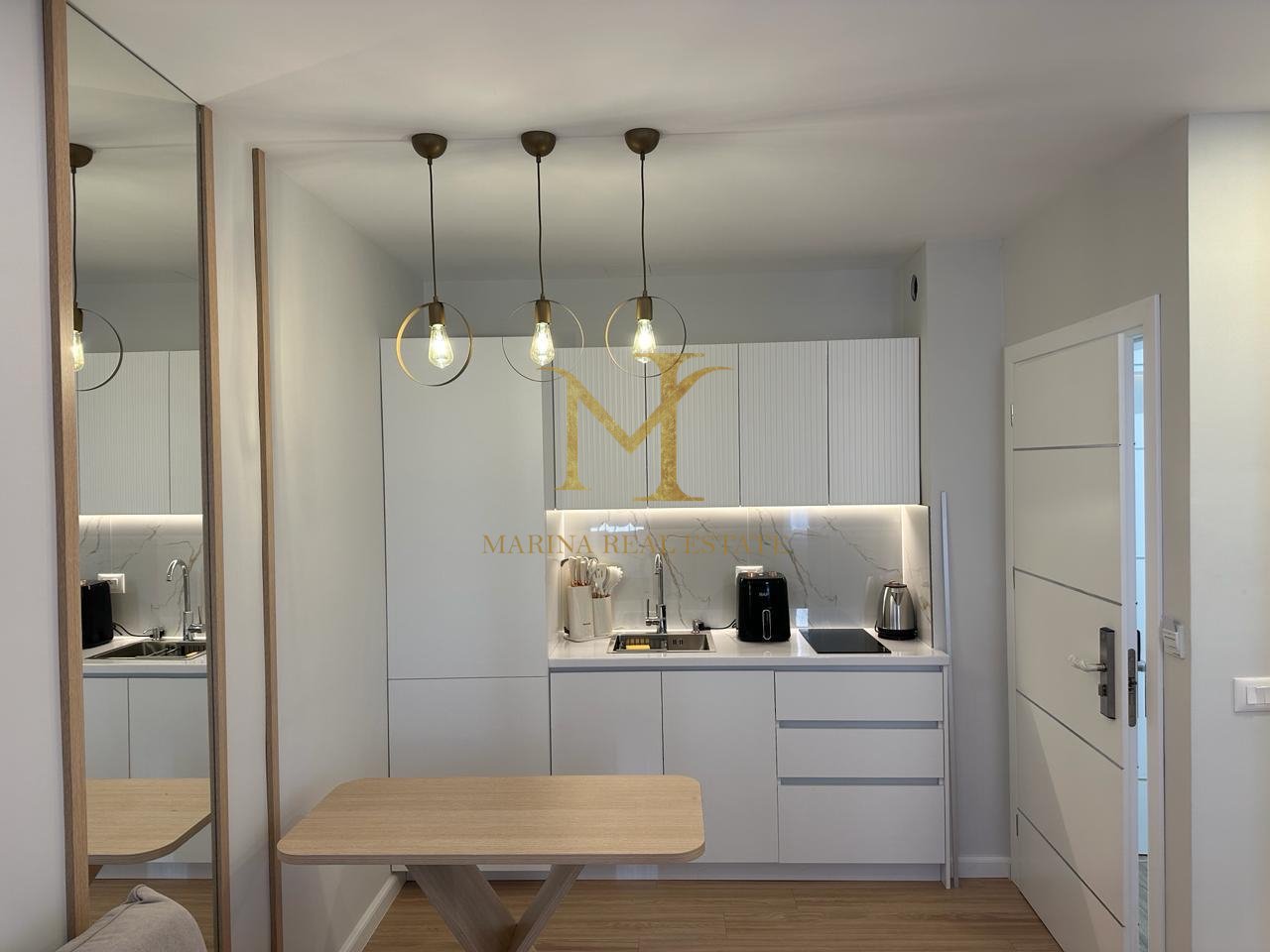 2 APARTAMENTE 1+1 NE PLAZH DURRES, PER SHITJE NGJIT ME PELIKANIN , SHITEN BASHKE !