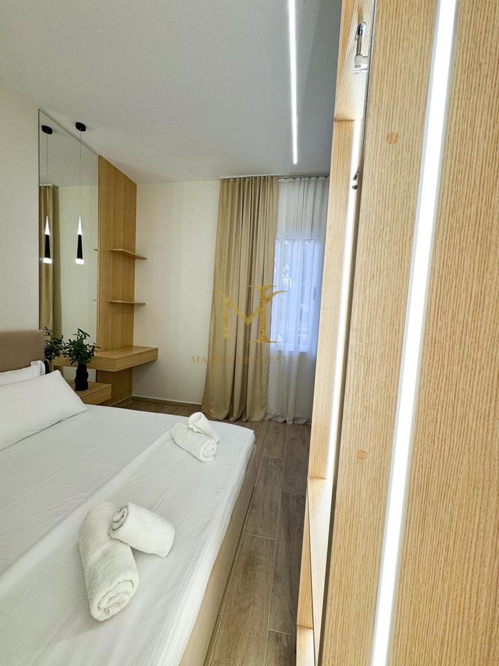 2 APARTAMENTE 1+1 NE PLAZH DURRES, PER SHITJE NGJIT ME PELIKANIN , SHITEN BASHKE !