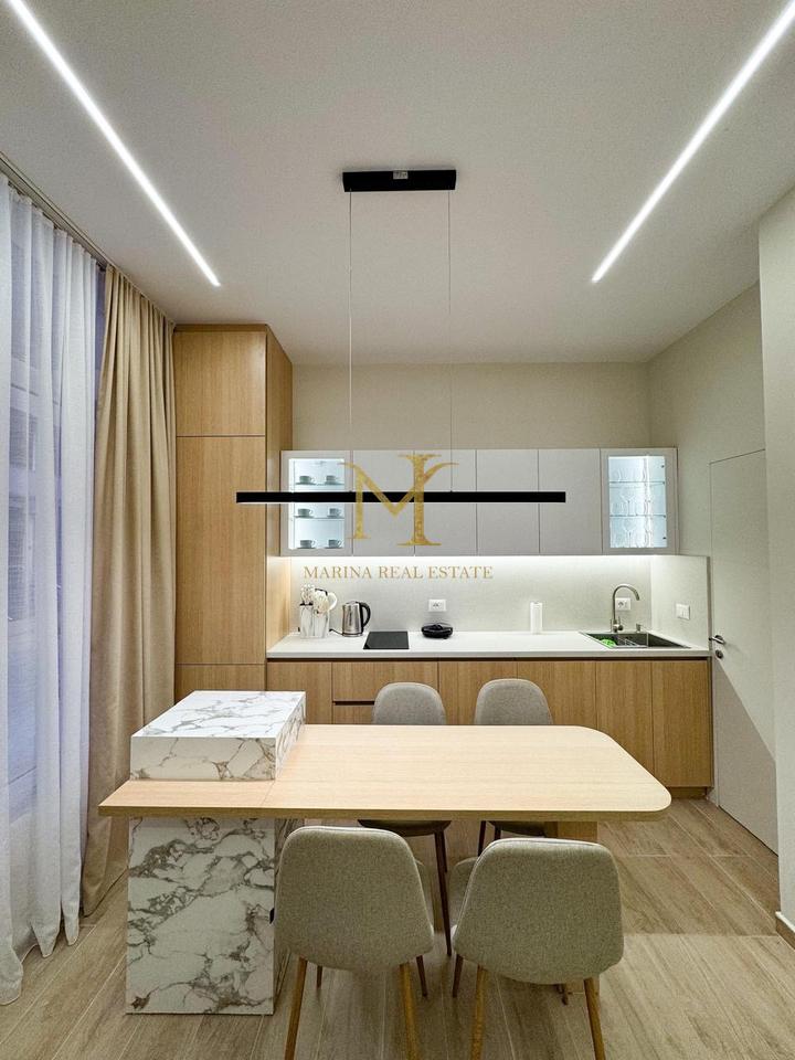 2 APARTAMENTE 1+1 NE PLAZH DURRES, PER SHITJE NGJIT ME PELIKANIN , SHITEN BASHKE !